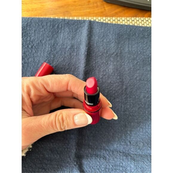Brand New MAC Women's Red Mini Retro Matte Lipstick Duo - Picture 4 of 9